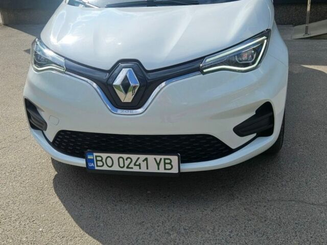 Білий Рено Зое, об'ємом двигуна 0 л та пробігом 51 тис. км за 13800 $, фото 1 на Automoto.ua