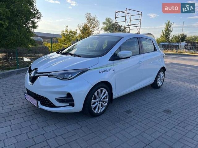 Рено Зое 2021 в Калуше на Automoto.ua Белый Рено Зое, объемом двигателя 0 л и пробегом 113 тыс. км за 11700 $, фото 1 на Automoto.ua