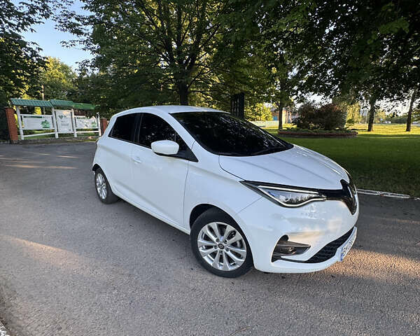 Белый Рено Зое, объемом двигателя 0 л и пробегом 22 тыс. км за 13900 $, фото 1 на Automoto.ua