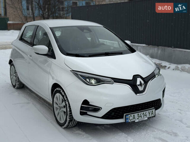Білий Рено Зое, об'ємом двигуна 0 л та пробігом 48 тис. км за 12499 $, фото 1 на Automoto.ua