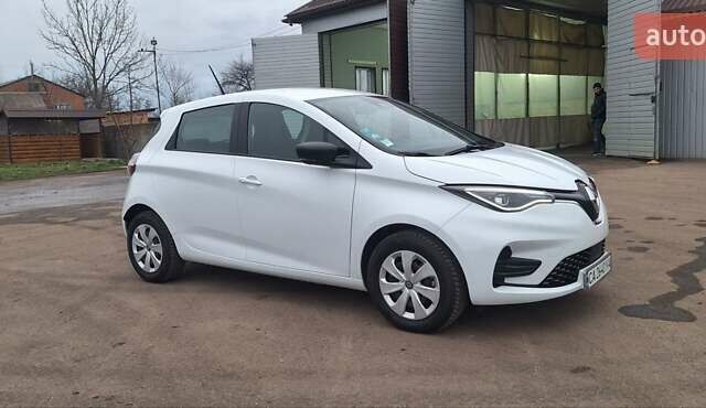 Белый Рено Зое, объемом двигателя 0 л и пробегом 54 тыс. км за 13900 $, фото 1 на Automoto.ua