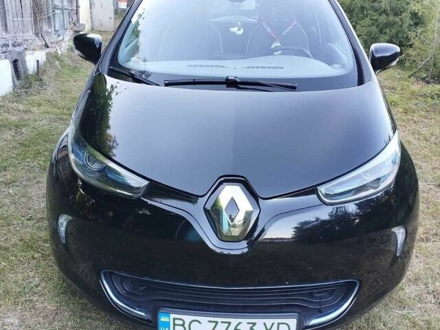 Черный Рено Зое, объемом двигателя 0 л и пробегом 184 тыс. км за 6900 $, фото 1 на Automoto.ua