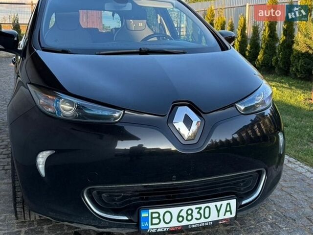 Черный Рено Зое, объемом двигателя 0 л и пробегом 144 тыс. км за 6700 $, фото 1 на Automoto.ua