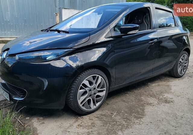Черный Рено Зое, объемом двигателя 0 л и пробегом 99 тыс. км за 6300 $, фото 1 на Automoto.ua