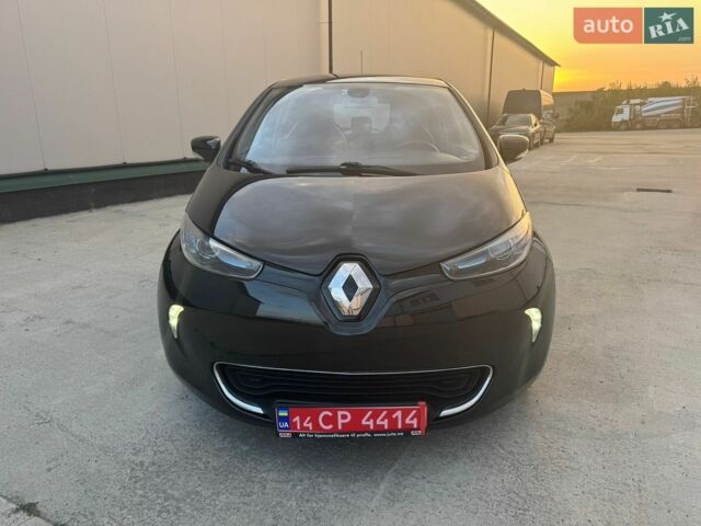 Черный Рено Зое, объемом двигателя 0 л и пробегом 79 тыс. км за 6500 $, фото 1 на Automoto.ua