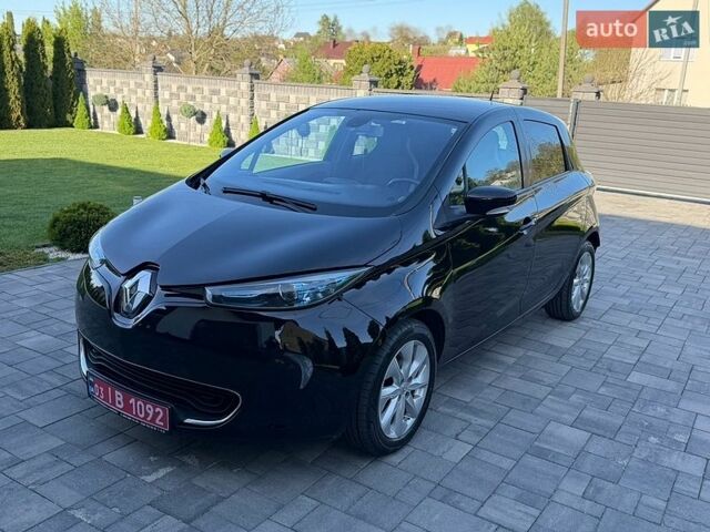 Черный Рено Зое, объемом двигателя 0 л и пробегом 120 тыс. км за 6200 $, фото 1 на Automoto.ua