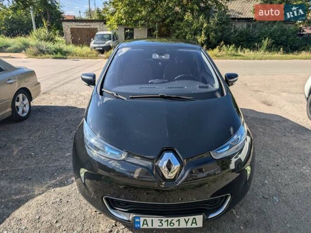 Черный Рено Зое, объемом двигателя 0 л и пробегом 135 тыс. км за 6900 $, фото 1 на Automoto.ua
