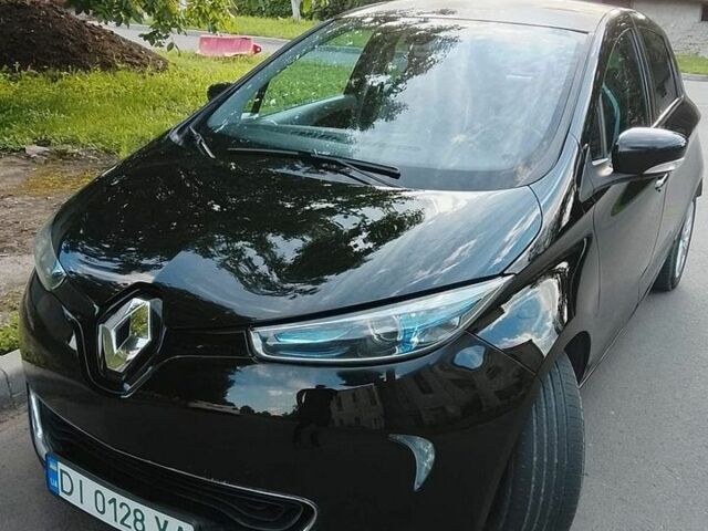 Черный Рено Зое, объемом двигателя 0 л и пробегом 176 тыс. км за 5900 $, фото 1 на Automoto.ua