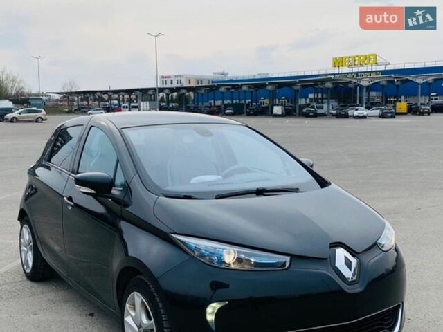 Черный Рено Зое, объемом двигателя 0 л и пробегом 86 тыс. км за 7200 $, фото 1 на Automoto.ua