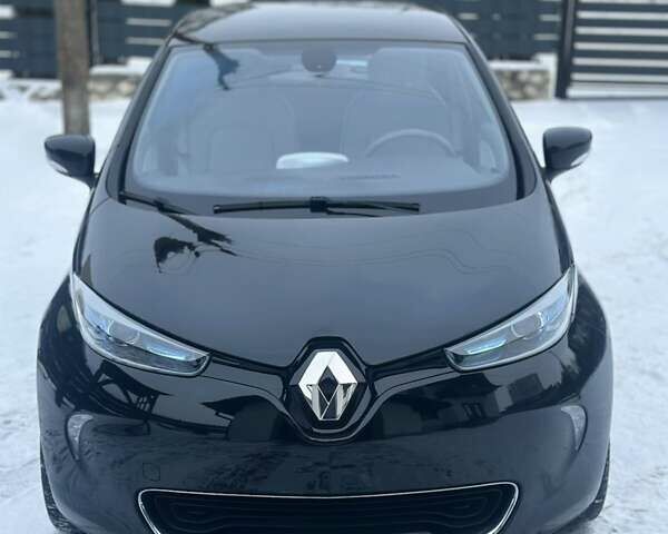 Черный Рено Зое, объемом двигателя 0 л и пробегом 147 тыс. км за 7777 $, фото 1 на Automoto.ua