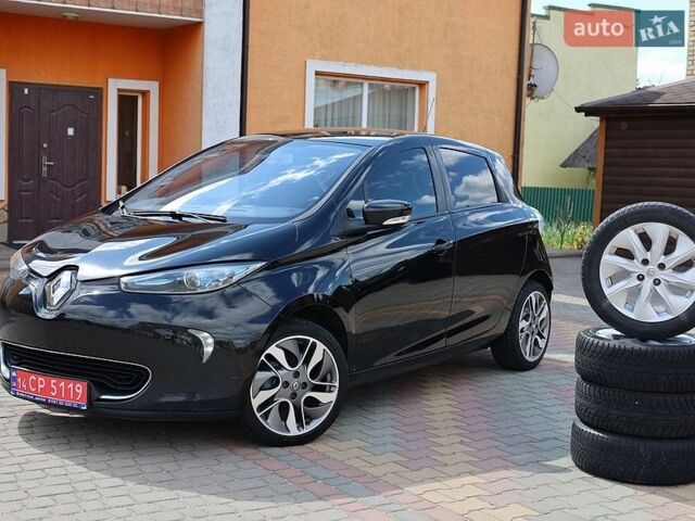 Черный Рено Зое, объемом двигателя 0 л и пробегом 134 тыс. км за 7100 $, фото 1 на Automoto.ua