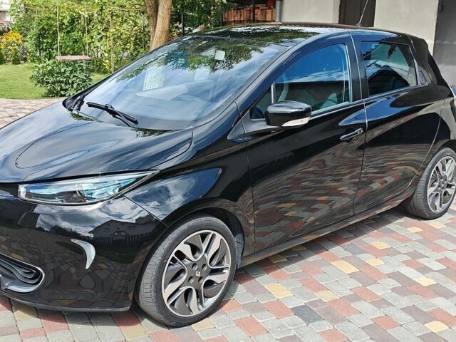 Черный Рено Зое, объемом двигателя 0 л и пробегом 78 тыс. км за 7800 $, фото 1 на Automoto.ua