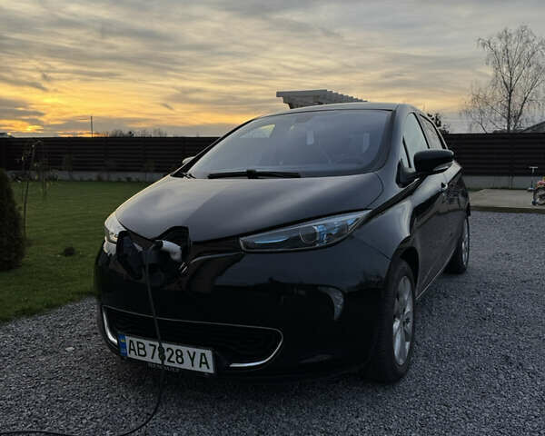 Чорний Рено Зое, об'ємом двигуна 0 л та пробігом 126 тис. км за 6999 $, фото 1 на Automoto.ua