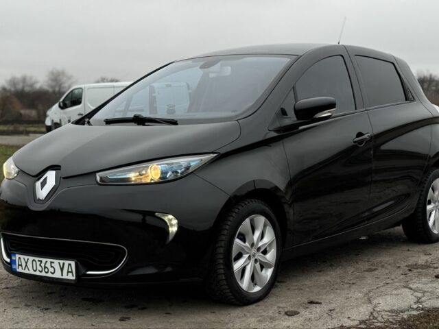Чорний Рено Зое, об'ємом двигуна 0 л та пробігом 140 тис. км за 7600 $, фото 1 на Automoto.ua