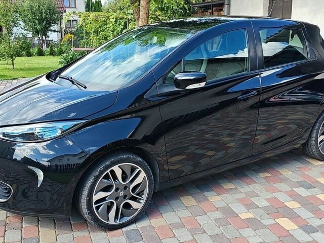 Чорний Рено Зое, об'ємом двигуна 0 л та пробігом 74 тис. км за 7450 $, фото 1 на Automoto.ua