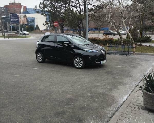 Чорний Рено Зое, об'ємом двигуна 0 л та пробігом 110 тис. км за 7800 $, фото 1 на Automoto.ua