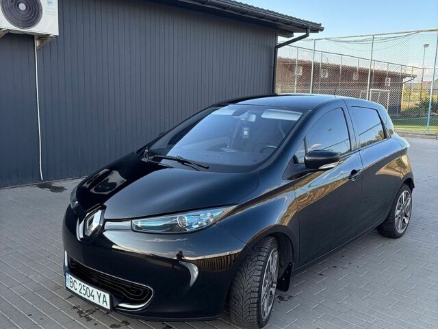Черный Рено Зое, объемом двигателя 0 л и пробегом 119 тыс. км за 7300 $, фото 1 на Automoto.ua