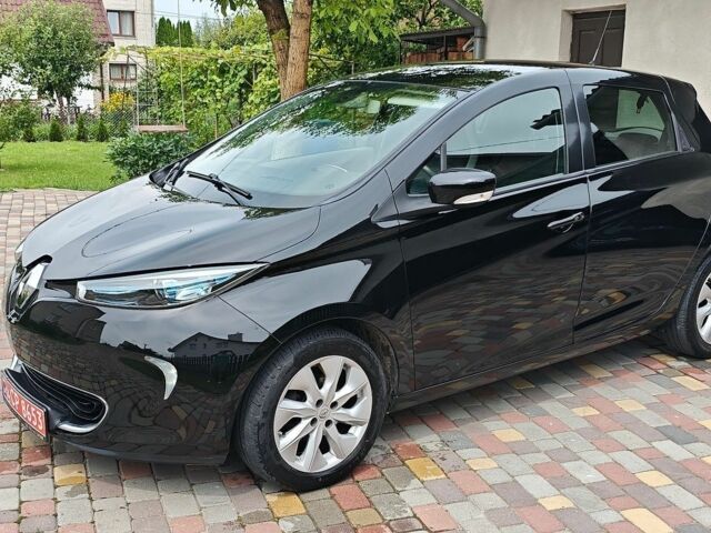 Черный Рено Зое, объемом двигателя 0 л и пробегом 59 тыс. км за 8150 $, фото 1 на Automoto.ua