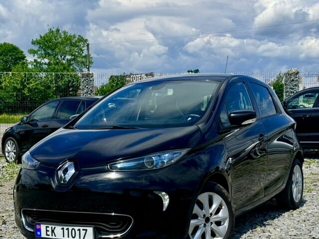 Черный Рено Зое, объемом двигателя 0 л и пробегом 120 тыс. км за 7399 $, фото 1 на Automoto.ua