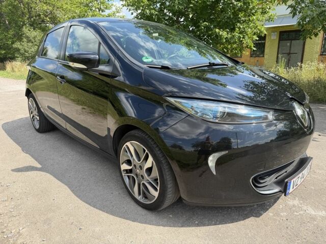 Чорний Рено Зое, об'ємом двигуна 0 л та пробігом 165 тис. км за 8495 $, фото 1 на Automoto.ua