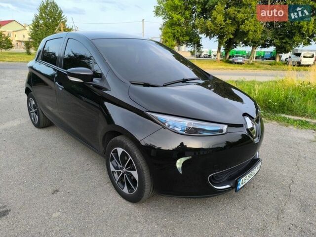 Черный Рено Зое, объемом двигателя 0 л и пробегом 143 тыс. км за 9500 $, фото 1 на Automoto.ua