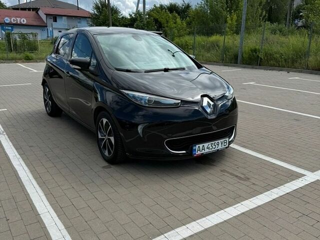 Черный Рено Зое, объемом двигателя 0 л и пробегом 102 тыс. км за 9500 $, фото 1 на Automoto.ua