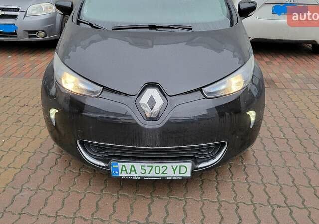 Чорний Рено Зое, об'ємом двигуна 0 л та пробігом 122 тис. км за 9000 $, фото 1 на Automoto.ua