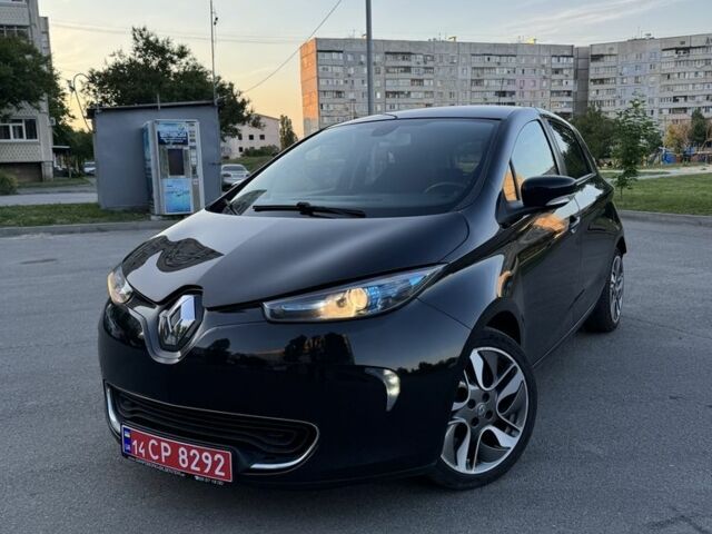 Черный Рено Зое, объемом двигателя 0 л и пробегом 160 тыс. км за 9400 $, фото 1 на Automoto.ua
