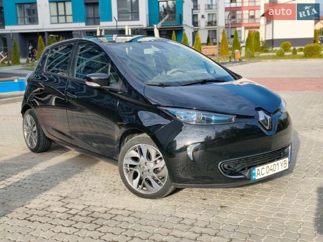 Черный Рено Зое, объемом двигателя 0 л и пробегом 78 тыс. км за 10990 $, фото 1 на Automoto.ua