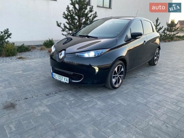 Черный Рено Зое, объемом двигателя 0 л и пробегом 171 тыс. км за 9150 $, фото 1 на Automoto.ua