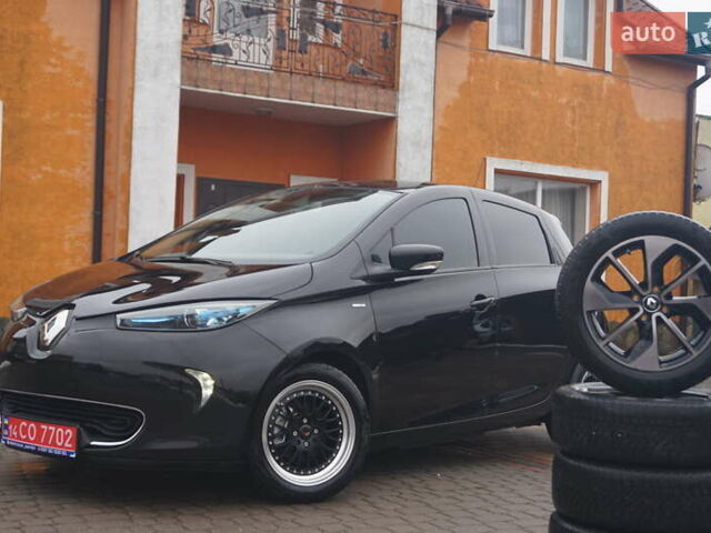 Черный Рено Зое, объемом двигателя 0 л и пробегом 83 тыс. км за 10200 $, фото 1 на Automoto.ua