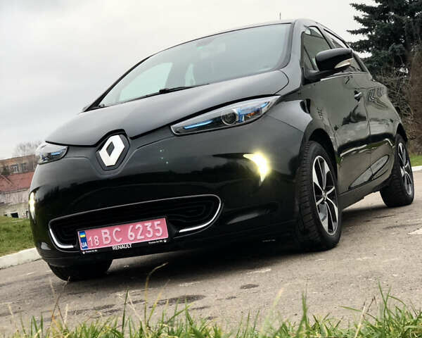 Чорний Рено Зое, об'ємом двигуна 0 л та пробігом 68 тис. км за 9800 $, фото 1 на Automoto.ua