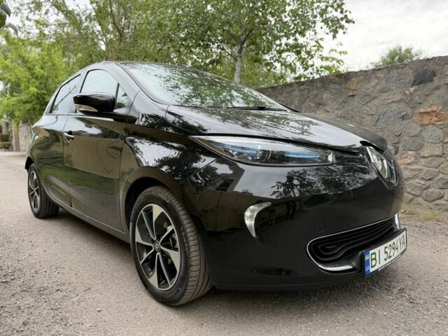 Чорний Рено Зое, об'ємом двигуна 0 л та пробігом 80 тис. км за 11200 $, фото 1 на Automoto.ua