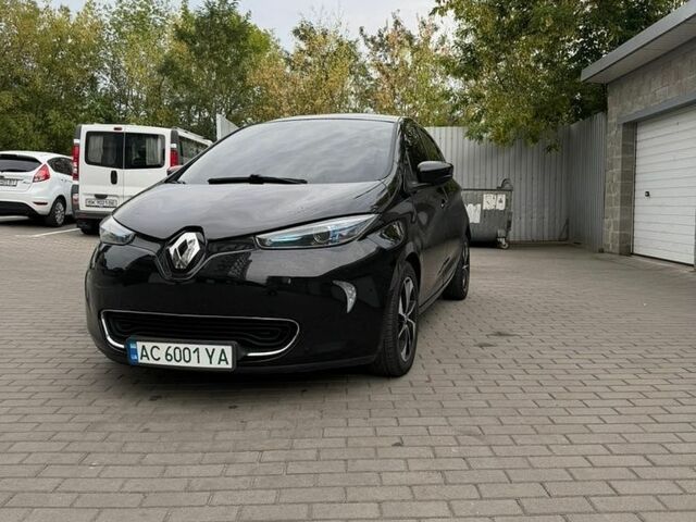 Чорний Рено Зое, об'ємом двигуна 0 л та пробігом 145 тис. км за 8999 $, фото 1 на Automoto.ua