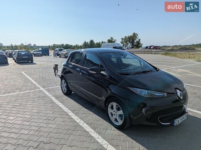 Черный Рено Зое, объемом двигателя 0 л и пробегом 76 тыс. км за 10500 $, фото 1 на Automoto.ua