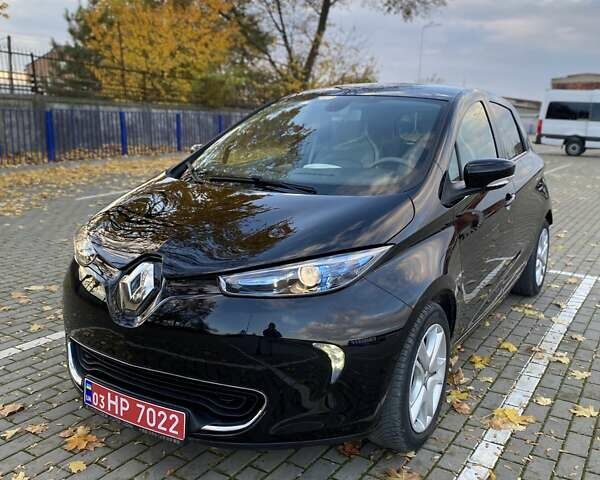 Черный Рено Зое, объемом двигателя 0 л и пробегом 15 тыс. км за 10650 $, фото 1 на Automoto.ua