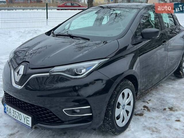Черный Рено Зое, объемом двигателя 0 л и пробегом 93 тыс. км за 13500 $, фото 1 на Automoto.ua