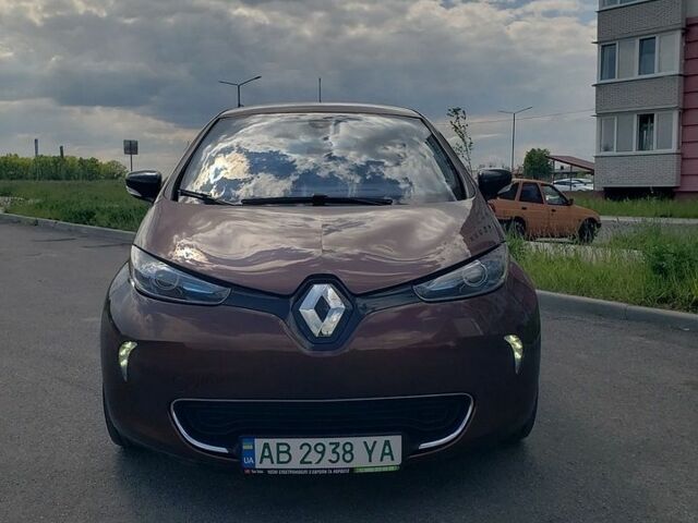 Коричневий Рено Зое, об'ємом двигуна 0 л та пробігом 191 тис. км за 7399 $, фото 1 на Automoto.ua