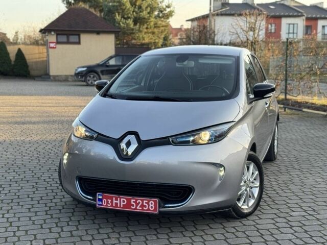 Коричневый Рено Зое, объемом двигателя 0 л и пробегом 133 тыс. км за 5999 $, фото 1 на Automoto.ua