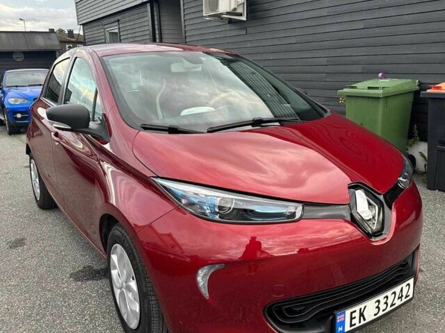 Червоний Рено Зое, об'ємом двигуна 0 л та пробігом 41 тис. км за 7523 $, фото 1 на Automoto.ua