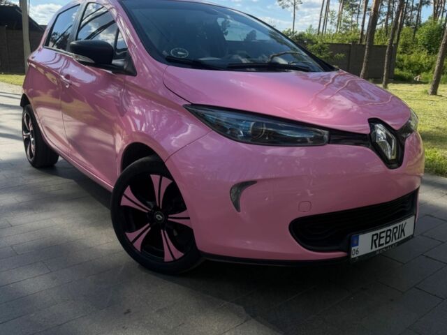 Червоний Рено Зое, об'ємом двигуна 0 л та пробігом 98 тис. км за 11000 $, фото 1 на Automoto.ua