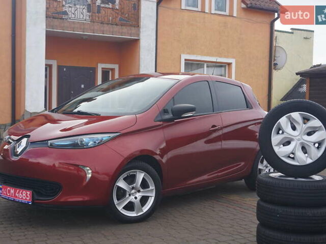 Червоний Рено Зое, об'ємом двигуна 0 л та пробігом 101 тис. км за 9000 $, фото 1 на Automoto.ua