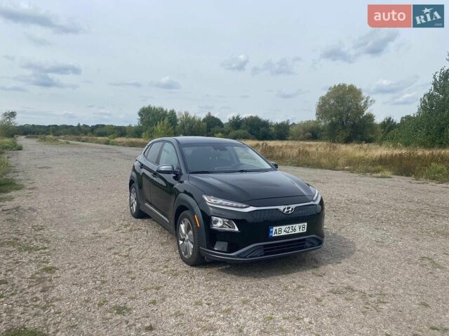 Червоний Рено Зое, об'ємом двигуна 0 л та пробігом 95 тис. км за 7323 $, фото 1 на Automoto.ua