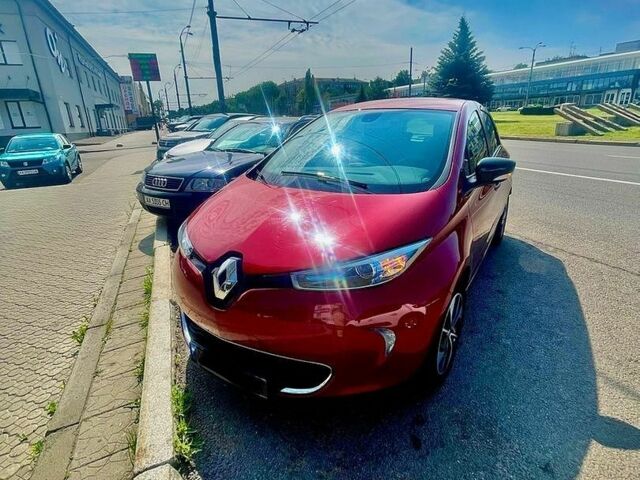 Червоний Рено Зое, об'ємом двигуна 0 л та пробігом 79 тис. км за 13000 $, фото 1 на Automoto.ua