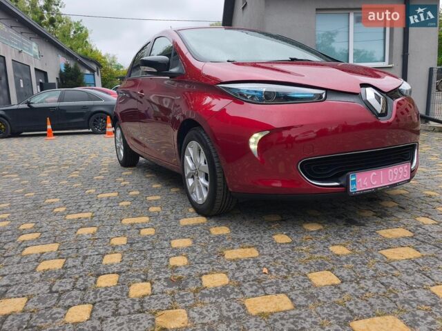 Червоний Рено Зое, об'ємом двигуна 0 л та пробігом 90 тис. км за 10500 $, фото 1 на Automoto.ua