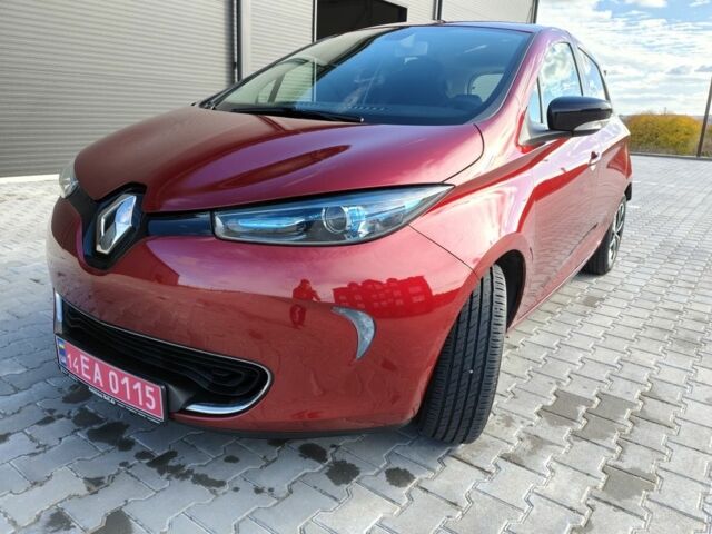 Червоний Рено Зое, об'ємом двигуна 0 л та пробігом 84 тис. км за 10874 $, фото 1 на Automoto.ua
