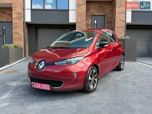 Червоний Рено Зое, об'ємом двигуна 0 л та пробігом 153 тис. км за 9750 $, фото 1 на Automoto.ua