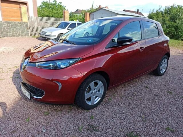 Червоний Рено Зое, об'ємом двигуна 0 л та пробігом 70 тис. км за 13850 $, фото 1 на Automoto.ua