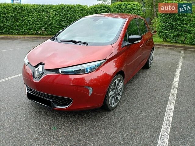 Красный Рено Зое, объемом двигателя 0 л и пробегом 91 тыс. км за 10600 $, фото 1 на Automoto.ua
