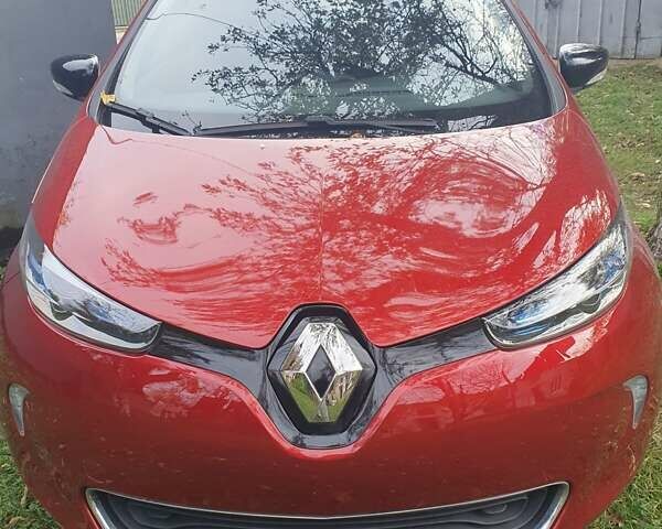 Рено Зое 2019 у Трускавце на Automoto.ua Червоний Рено Зое, об'ємом двигуна 0 л та пробігом 104 тис. км за 8448 $, фото 1 на Automoto.ua